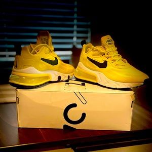Yellow and Black W Air Max 270 React worn once. Great condition.